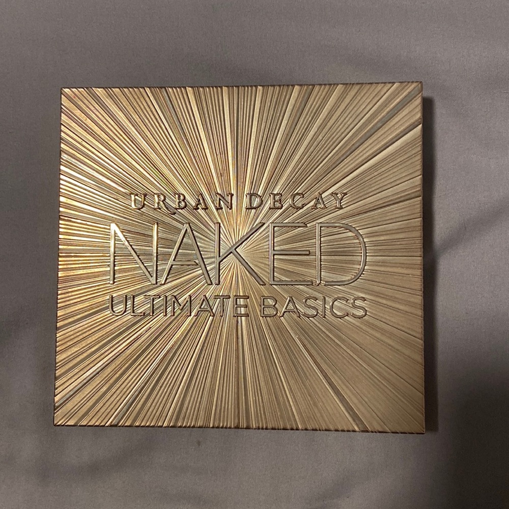Urban Decay NAKED Ultimate Basics Eyeshadow Palette